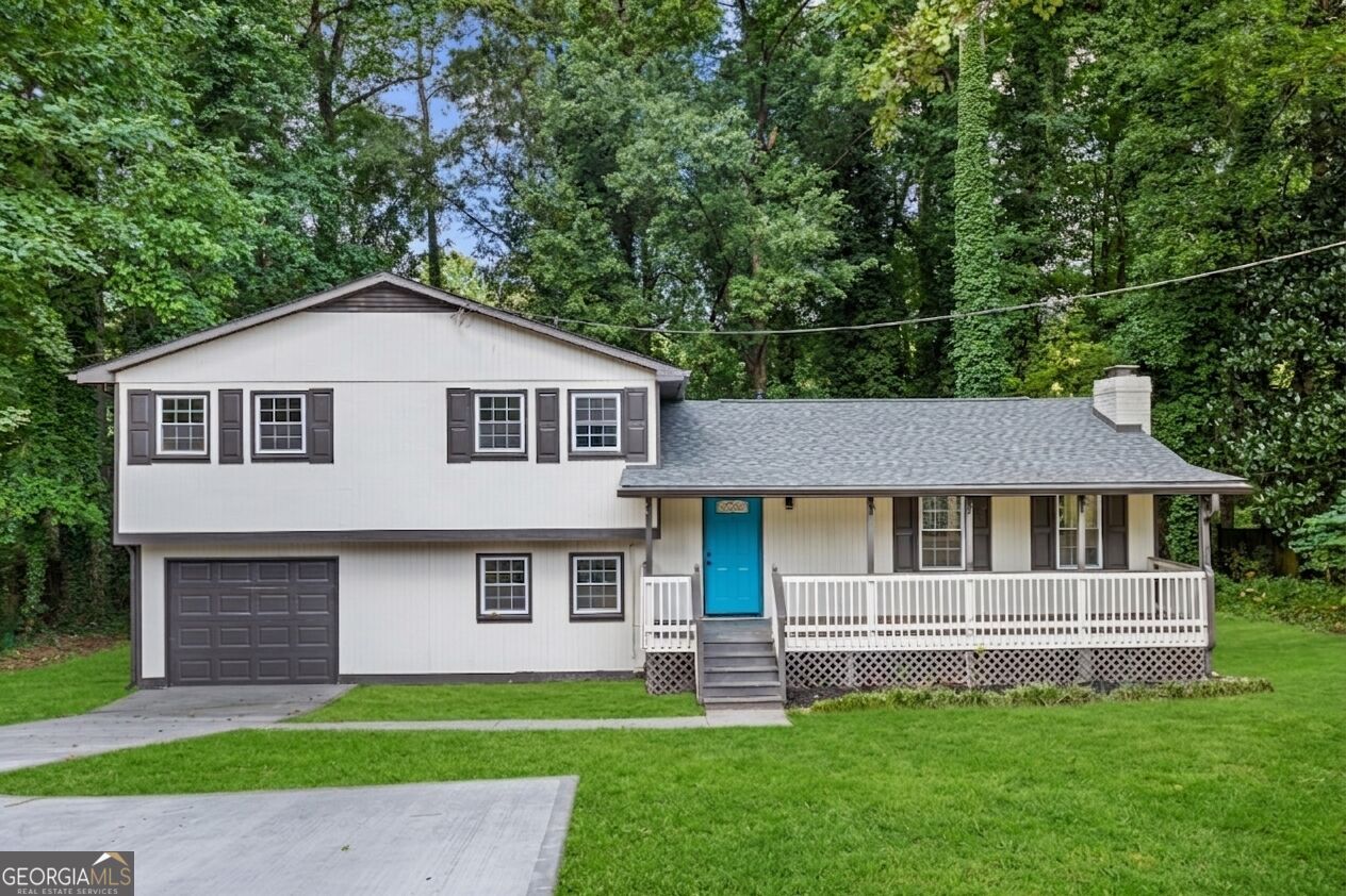 Property Photo: 353 Old Rosser Road GA 30087