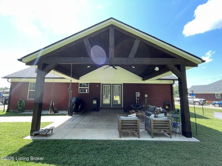 Property Photo:  140 Peabody Loop  KY 40013 