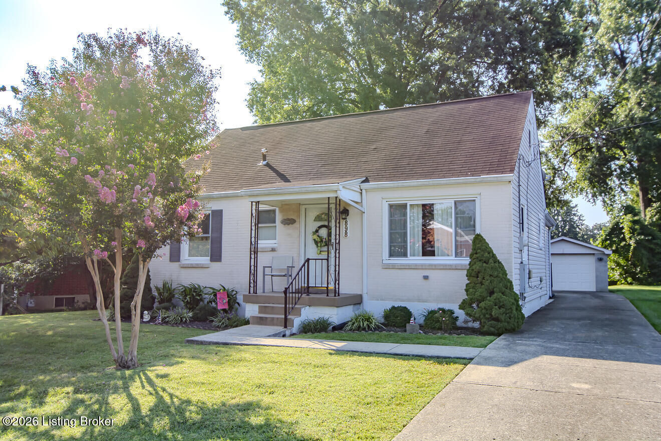 Property Photo: 898 Molter Ave KY 40217