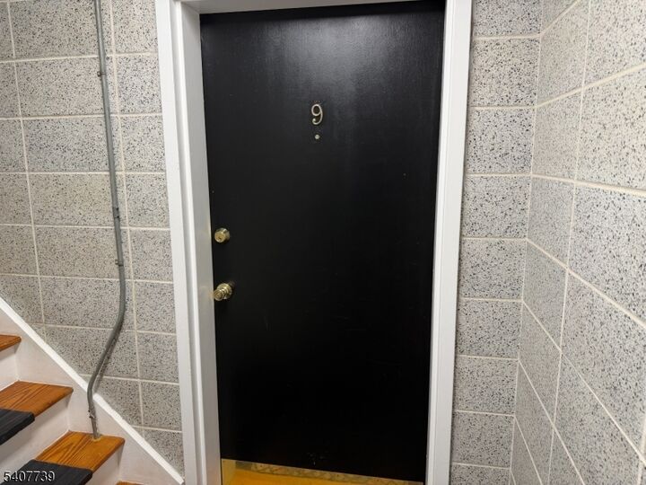 Property Photo: 17 S Valley Rd 9 NJ 07052