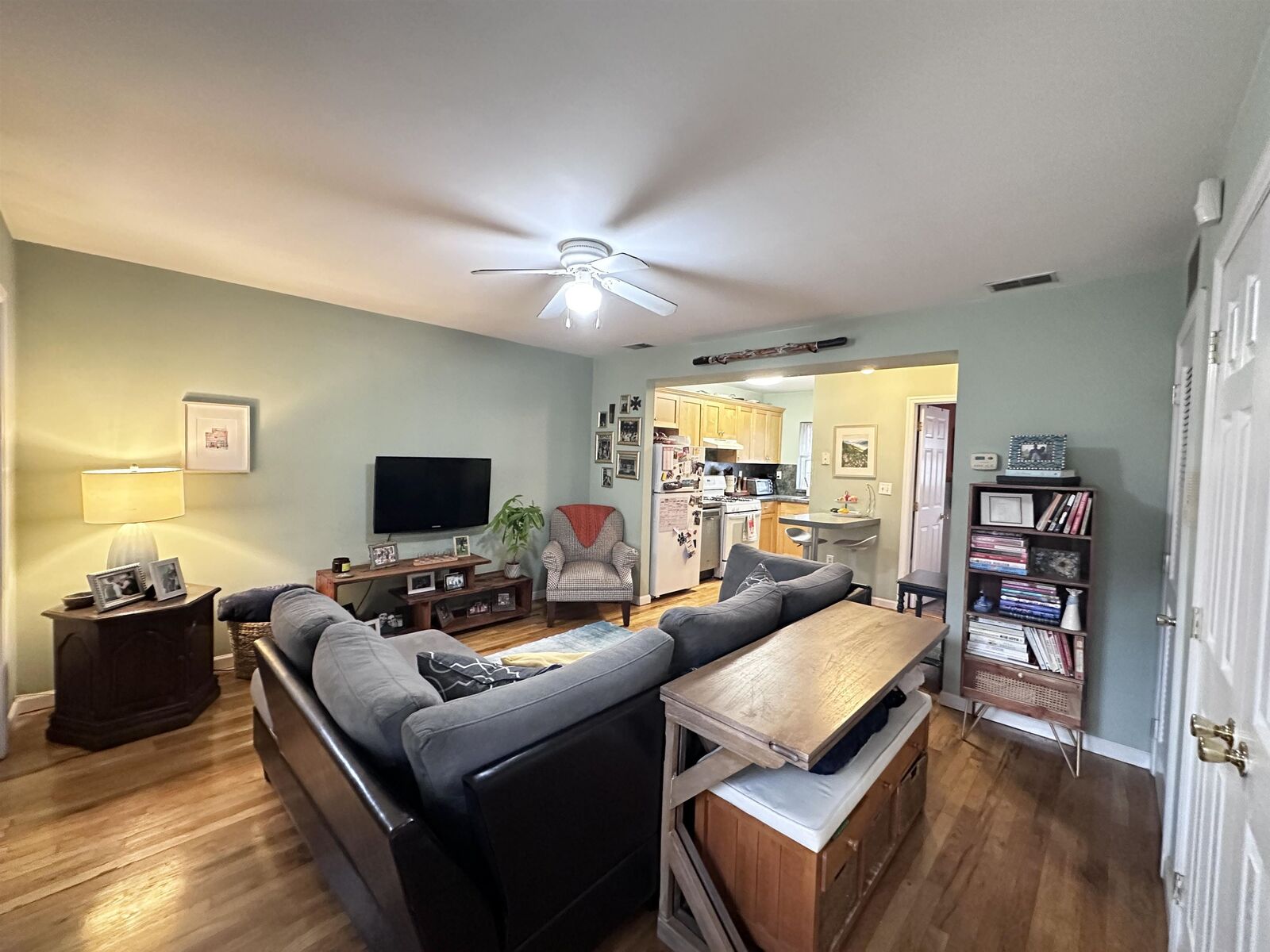 Property Photo: 327 5th St 2R NJ 07302
