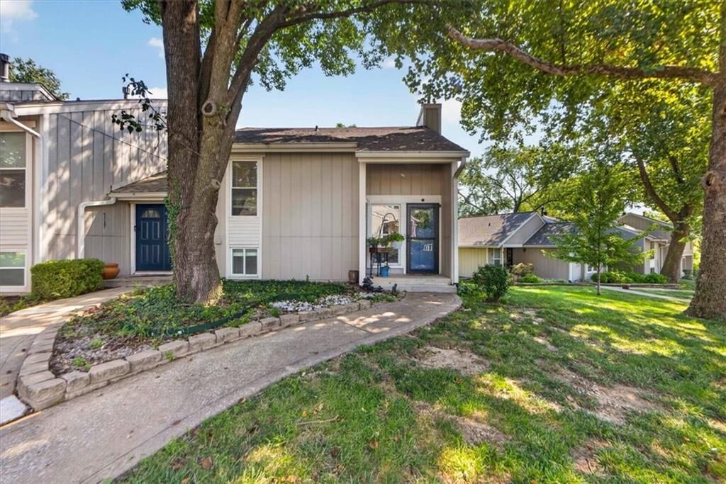 Property Photo:  5725 N Oregon Avenue  MO 64151 