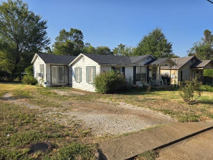 Property Photo: 804 Dallas St. TX 75654