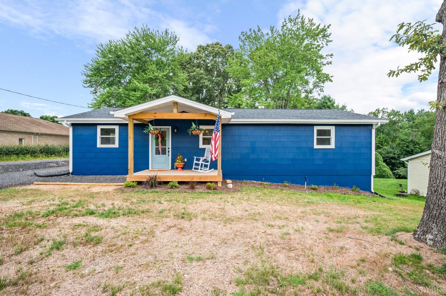 Property Photo: 1520 Link Road VA 24523