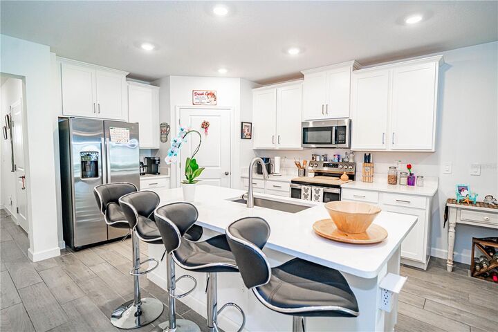 Property Photo:  10857 Rustic Eve Court  FL 34638 