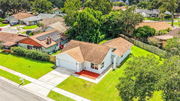 Property Photo:  635 Boniview Lane  FL 32714 