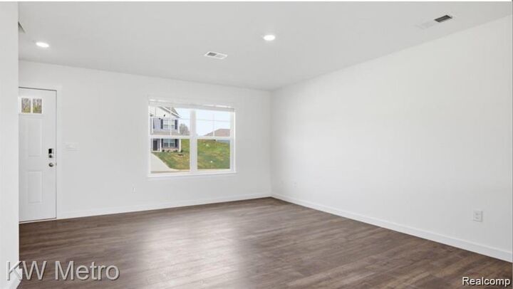 Property Photo:  31 Oak Street  MI 48439 