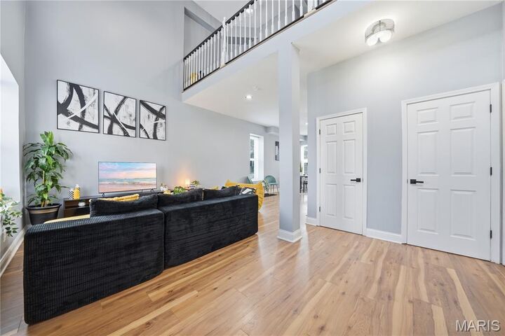 Property Photo: 5714 Maple Avenue MO 63112