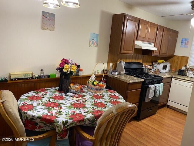 Property Photo:  98 Scotch Pine Drive  NJ 08087 