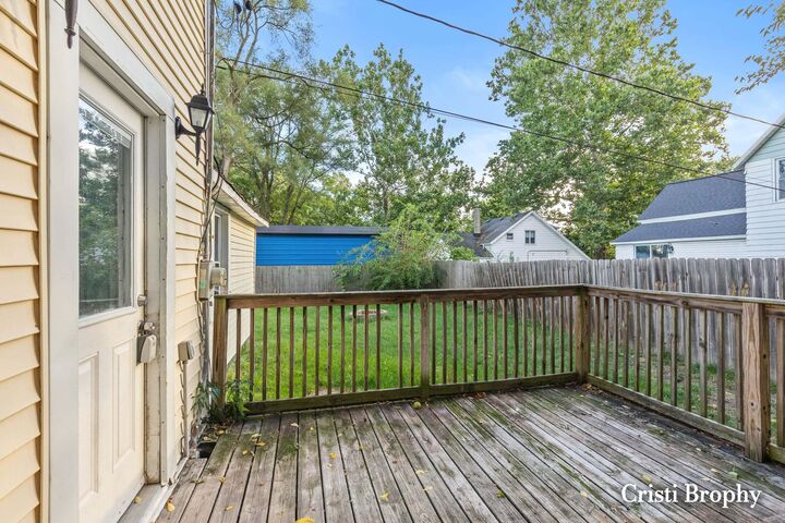 Property Photo:  2232 Hoyle Avenue NW  MI 49544 
