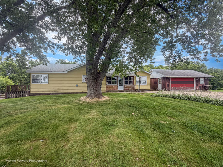 Property Photo:  40W867 Big Timber Road  IL 60140 