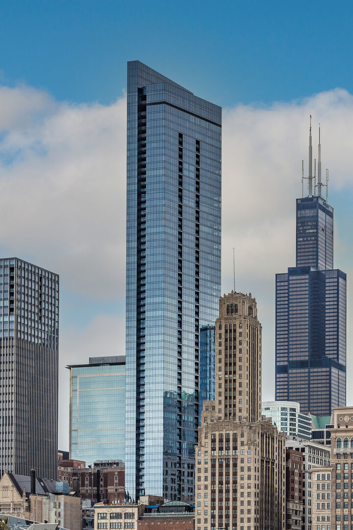 Property Photo: 60 E Monroe Street 4503 IL 60603