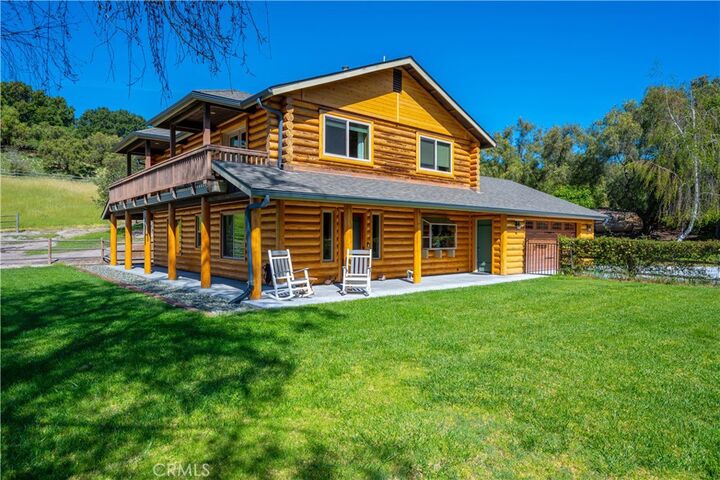Property Photo: 1665 Corbett Highlands Place CA 93420