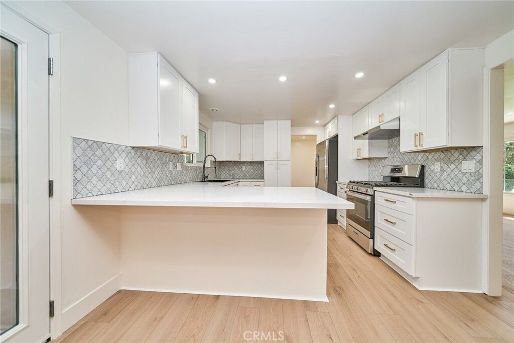 Property Photo:  1118 Clorinda  CA 91789 