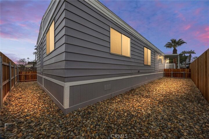 Property Photo: 103 Cedarwood Lane CA 93308