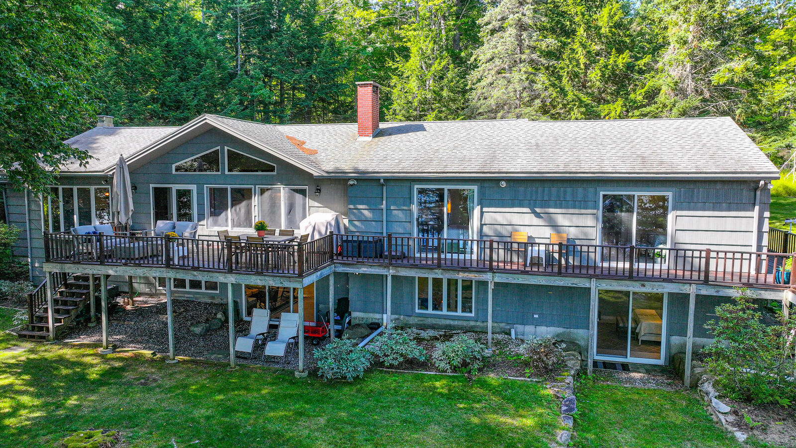 Property Photo: 13 Edgewater Lane ME 04009