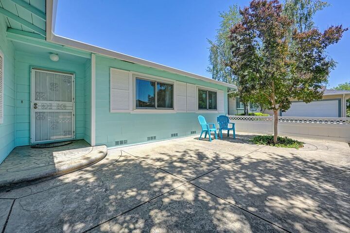 Property Photo:  6447 Rexford Way  CA 95608 