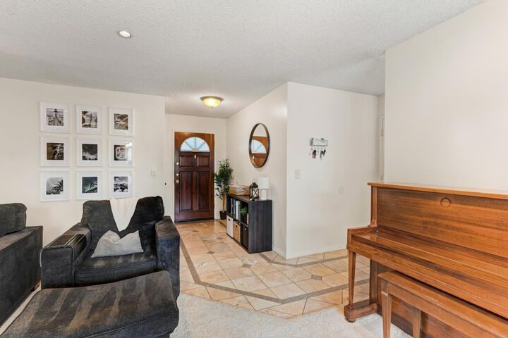 Property Photo:  733 Cimmaron Court  CA 95632 
