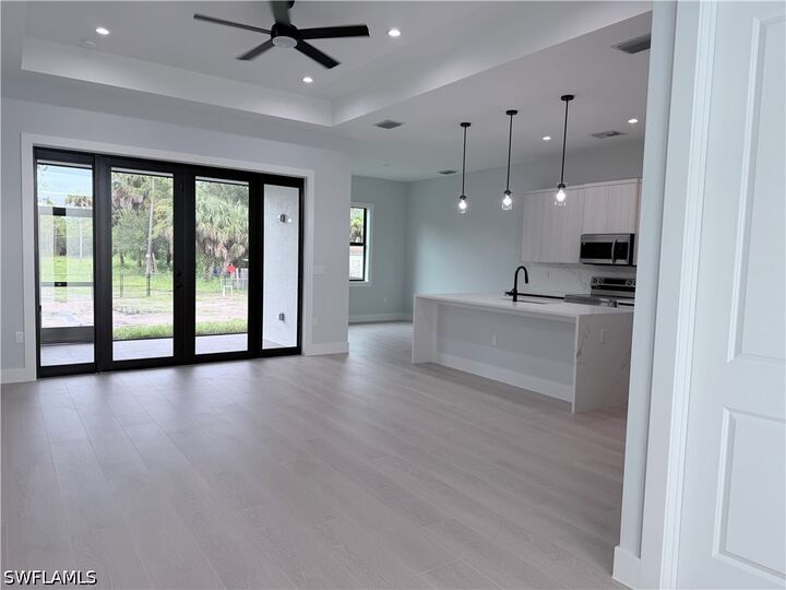 Property Photo:  472 12th Street NE  FL 34120 