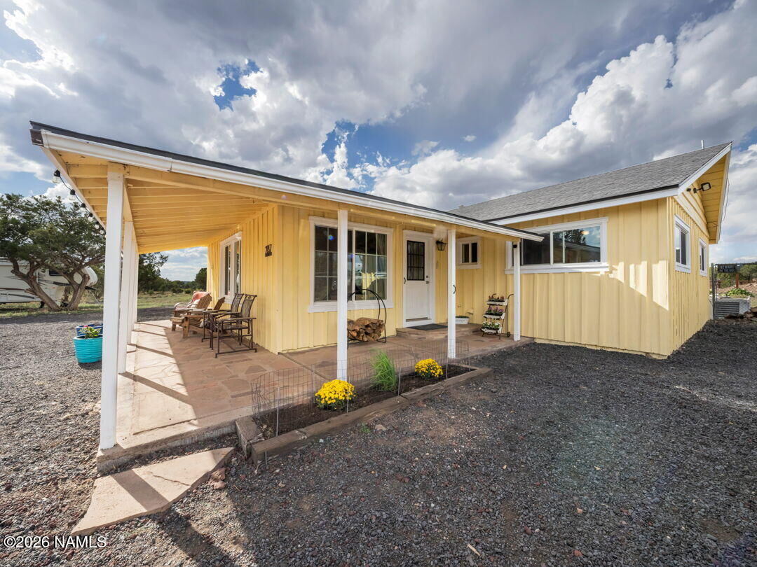 Property Photo:  2857 E Hoctor Road  AZ 86046 