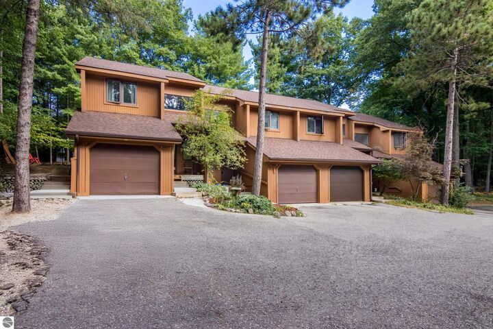 Property Photo: 3847 Sherwood Forest Drive MI 49686