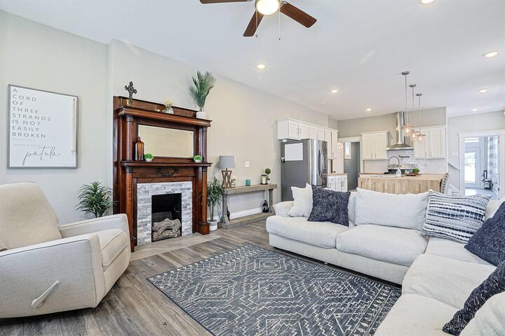 Property Photo:  824 Oak Street  KY 41016 