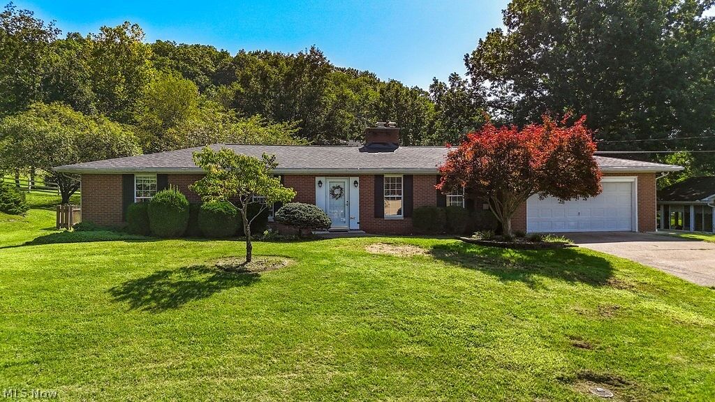 Property Photo:  942 Pine Street  OH 45714 