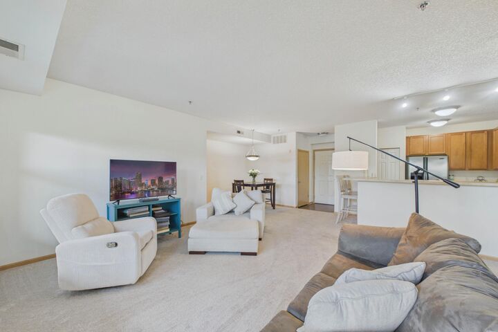Property Photo:  150 E Burnsville Parkway 309  MN 55337 