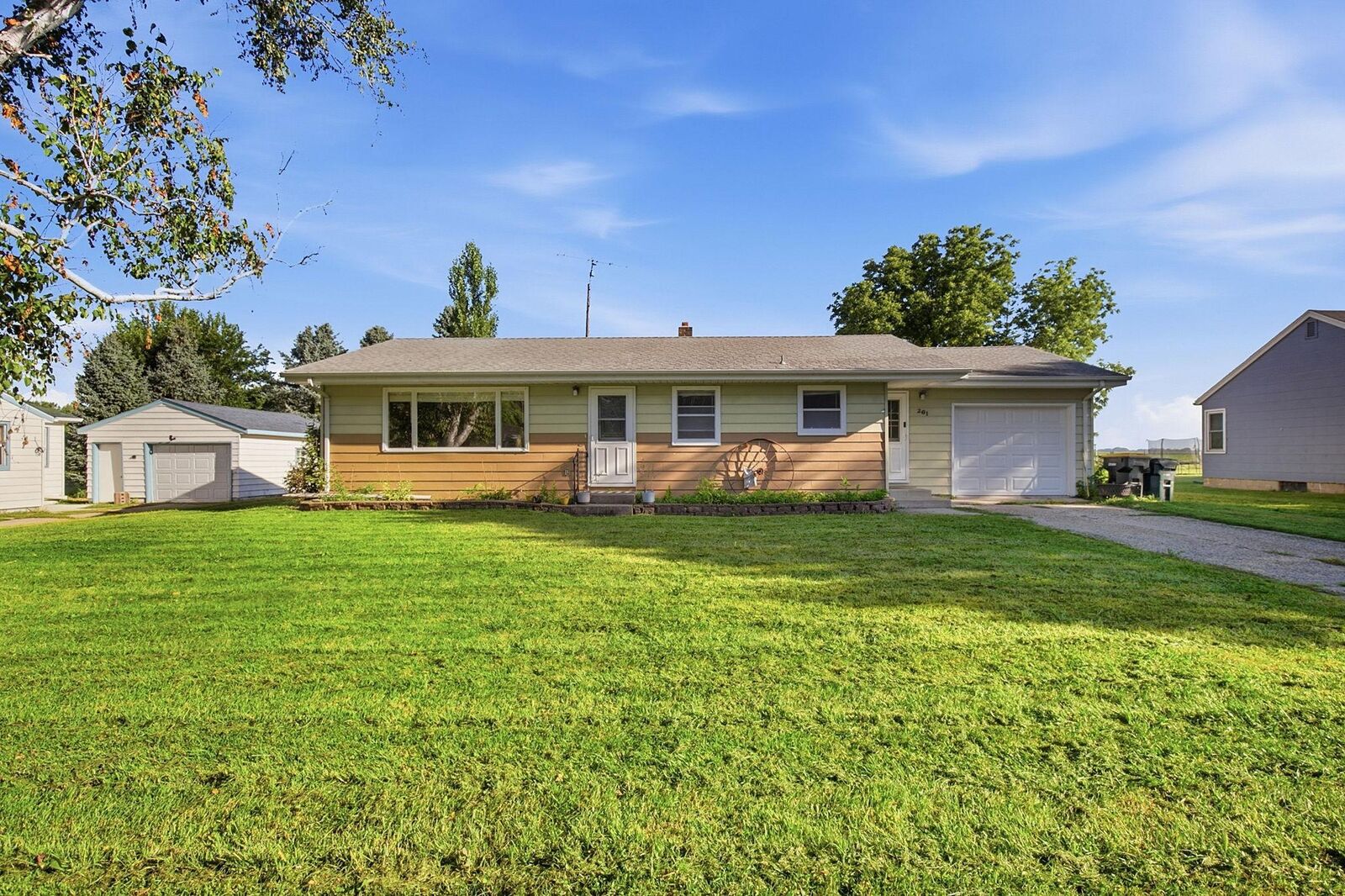 Property Photo: 261 Dupont Avenue NE MN 55342