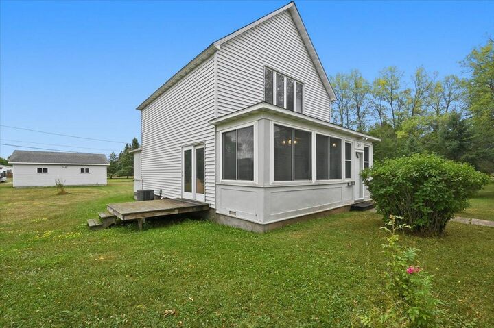 Property Photo: 324 98th Avenue W MN 55808