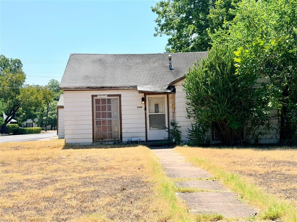 Property Photo: 3400 Colcord Avenue TX 76707