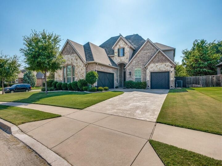 Property Photo: 7221 Everglade Drive TX 76182