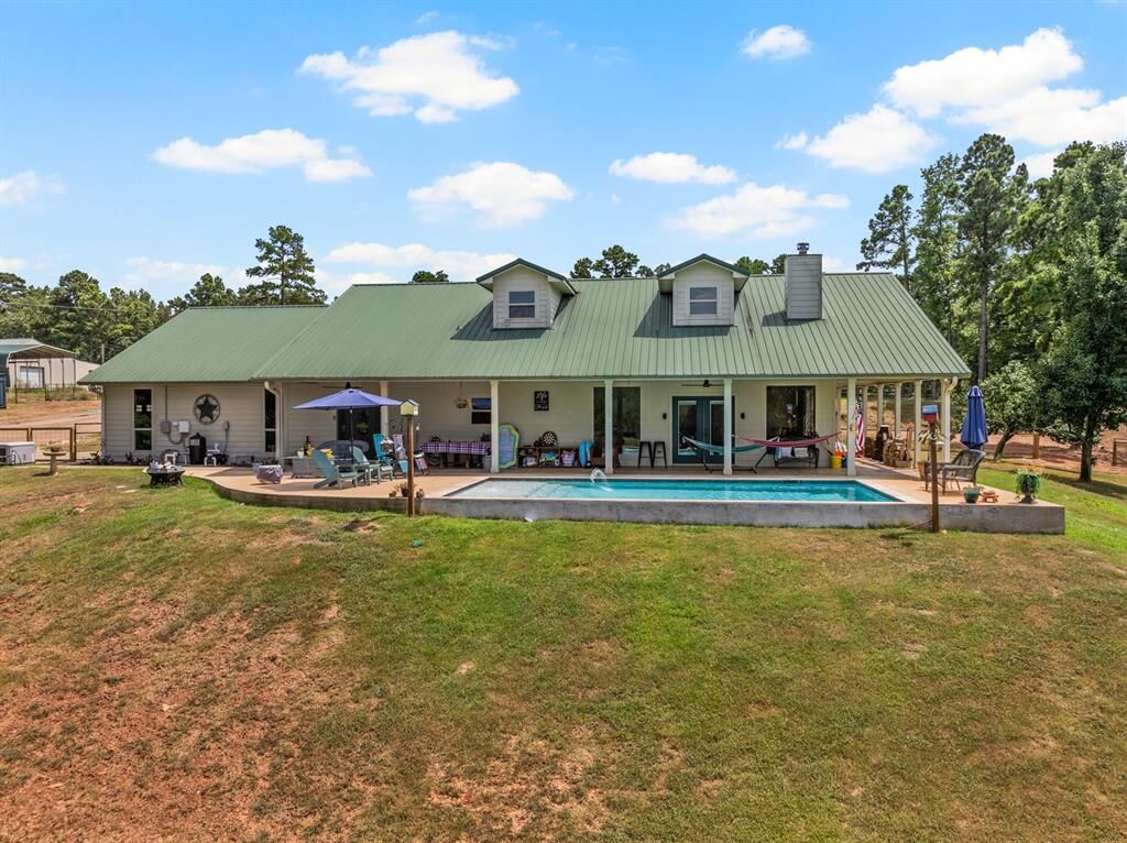 Property Photo:  140 County Road 2242  TX 75638 