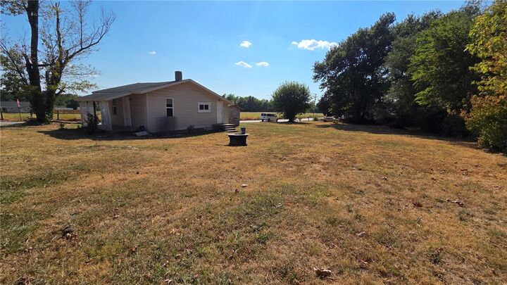 Property Photo: 521 Charley Street AR 72722
