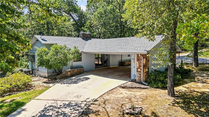 Property Photo: 20 Basildon Drive AR 72715
