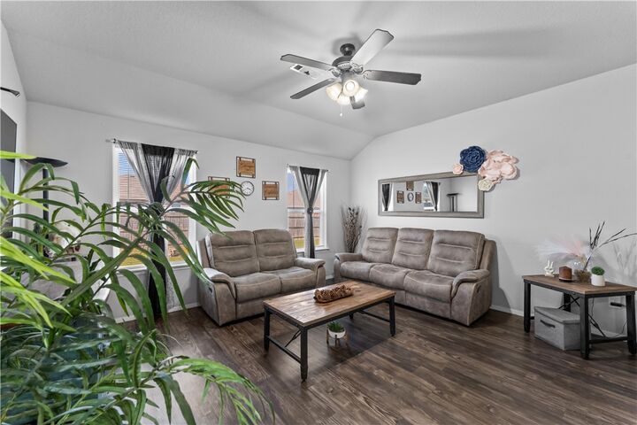 Property Photo: 888 NW Evans Circle AR 72713