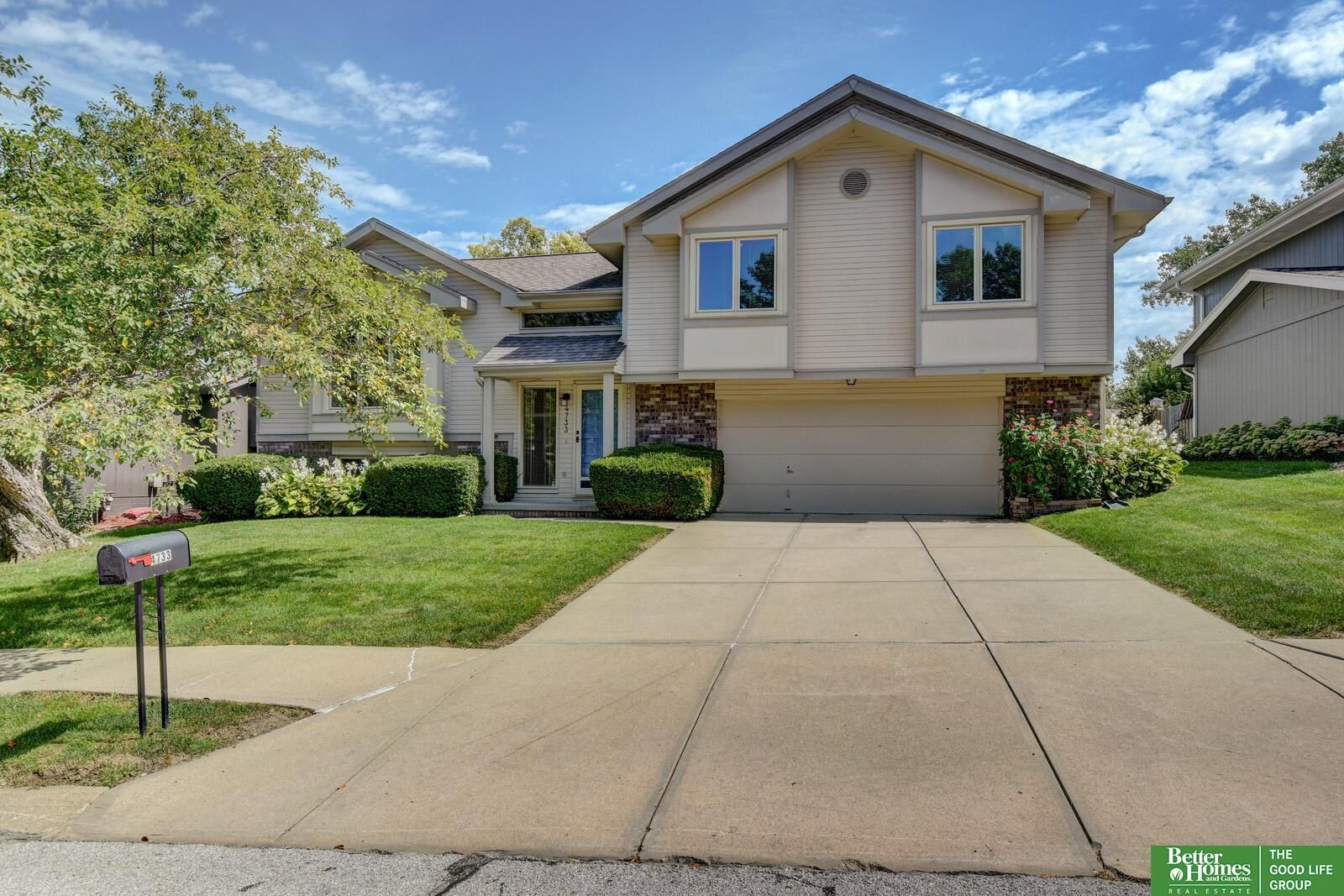 Property Photo:  4733 N 109 Circle  NE 68164 