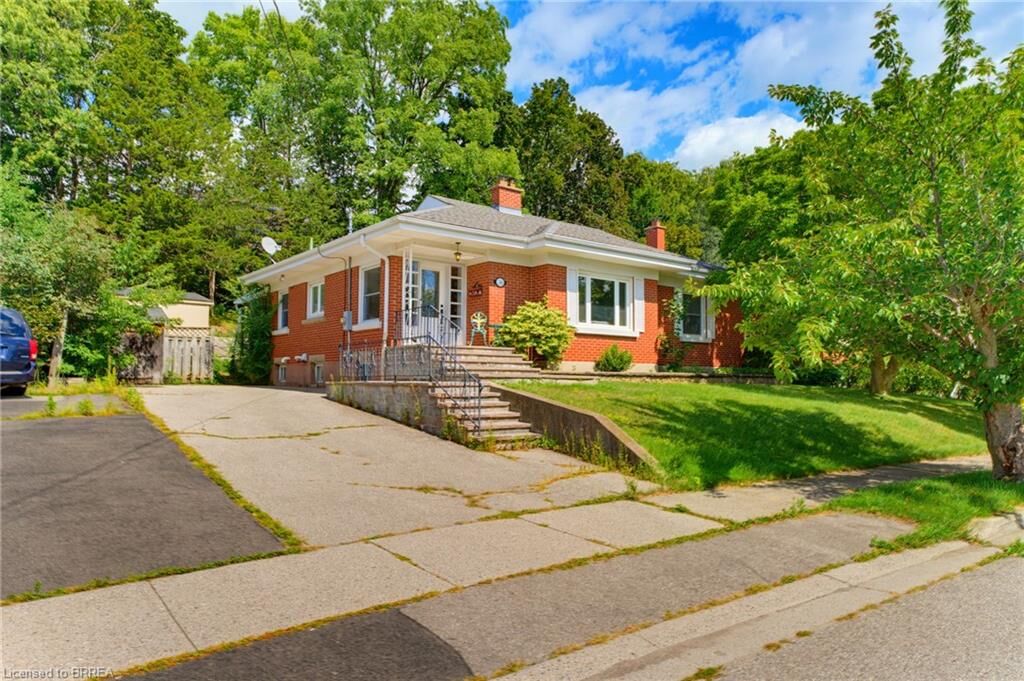 Property Photo:  36 Slater Street  ON N3T 4N9 
