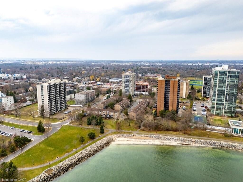 Property Photo:  2263 Marine Drive 301  ON L6L 5K1 