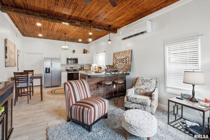 Property Photo: 101 Ash Street IL 62948