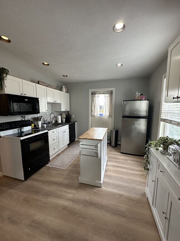 Property Photo:  131 Court 2R  MA 02360 