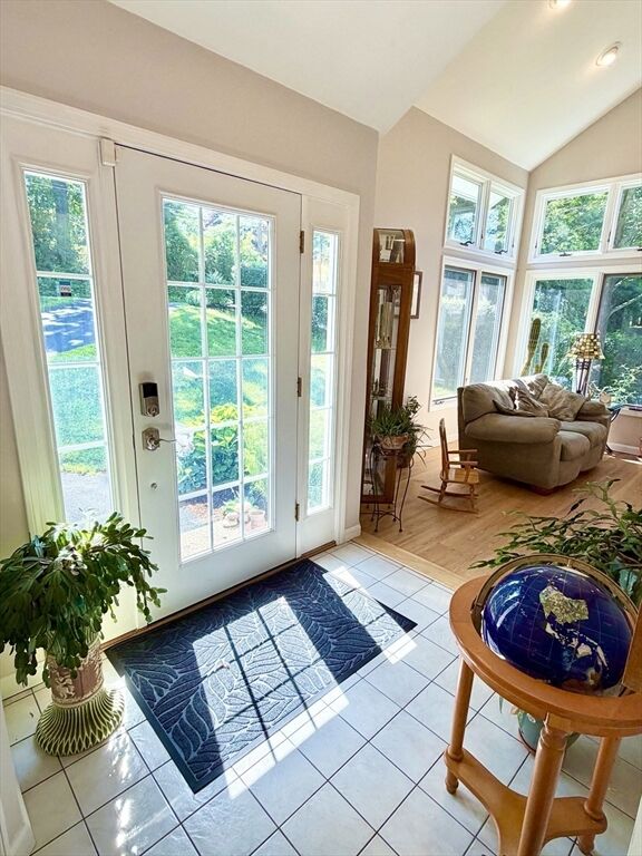 Property Photo: 11 Cove Dr MA 01566