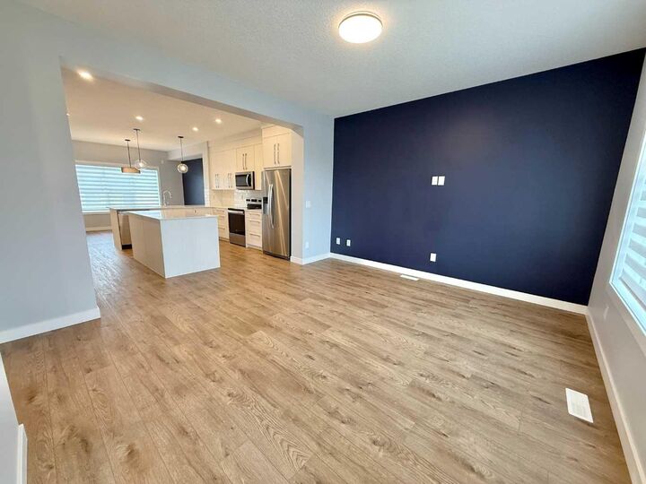 Property Photo:  391 Chelsea Parade  AB T1X 2V4 