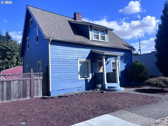 Property Photo: 1270 Summer St NE OR 97301