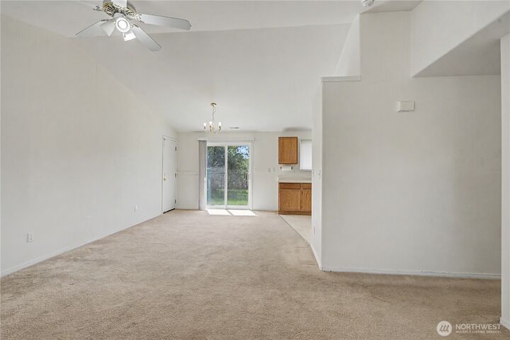 Property Photo:  1116 E Hayden  WA 98837 