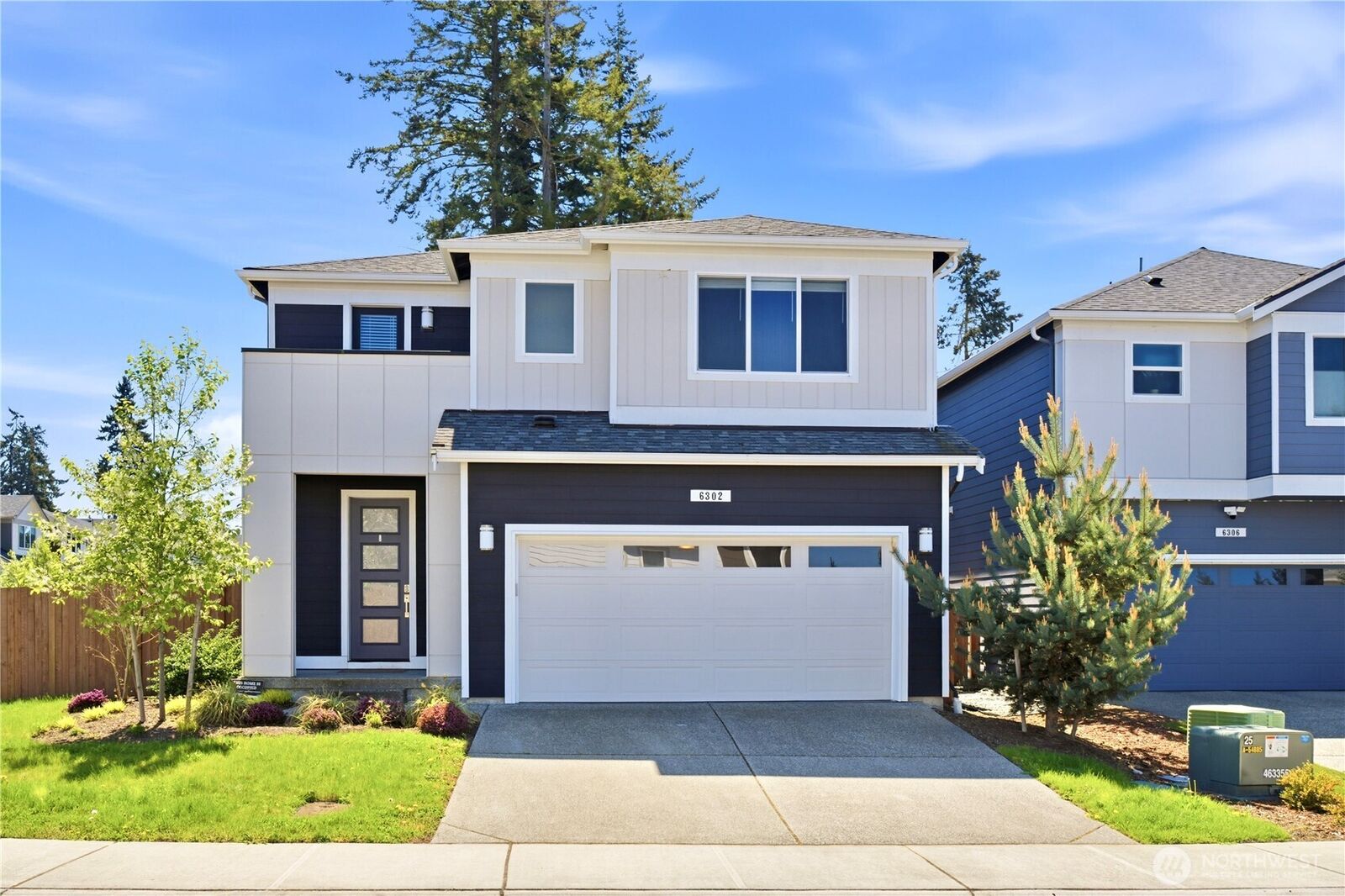 Property Photo: 6302 206th Place SW WA 98036