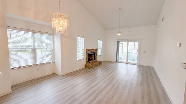 Property Photo: 1950 Westminster Circle 1 FL 32966