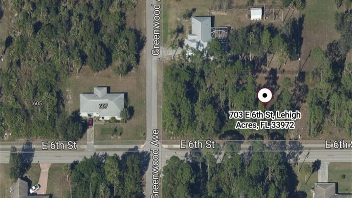 Property Photo:  703 E 6th Street  FL 33972 