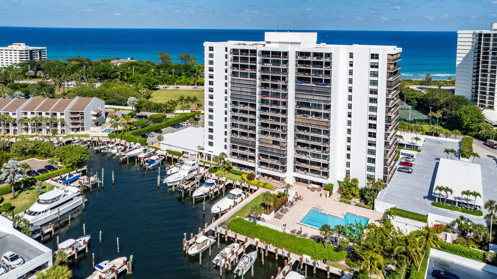 Property Photo: 4748 S Ocean Boulevard 301 FL 33487