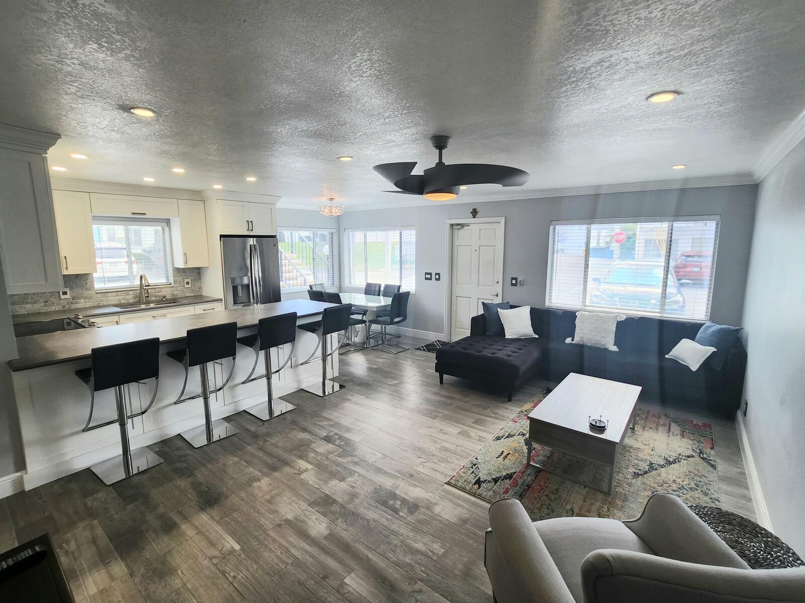 Property Photo:  3000 Lake Osborne Drive 111  FL 33461 